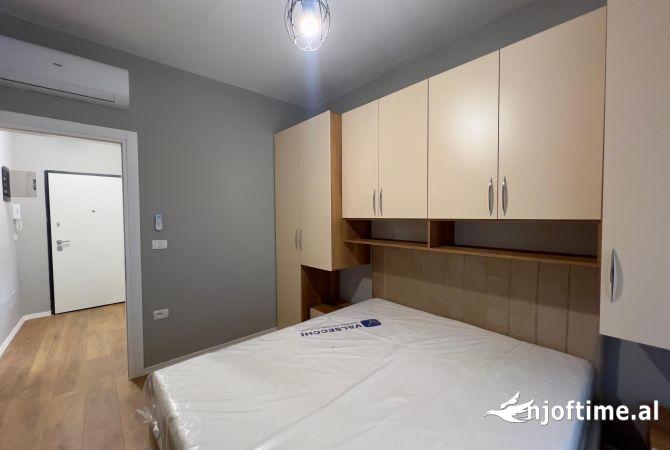 Shtepi me qera Apartament ne Tirane, 1+1, Mobilimi E mobiluar, Pagesa 500  Euro.