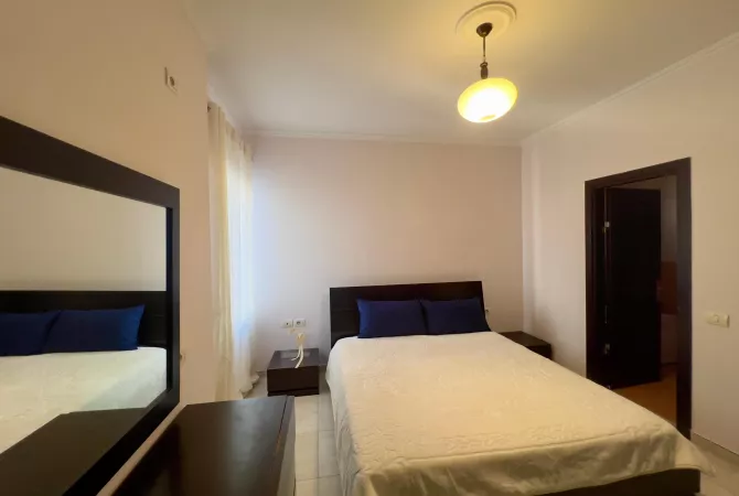 Shtepi me qera Apartament ne Tirane, 2+1, Mobilimi E mobiluar, Pagesa 700  Euro.