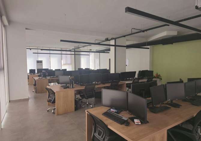 Jepet Ambient Biznesi me Qera ne Astir