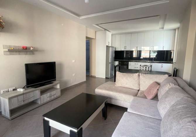 Shtepi me qera 2+1 ne Tirane - 500 Euro