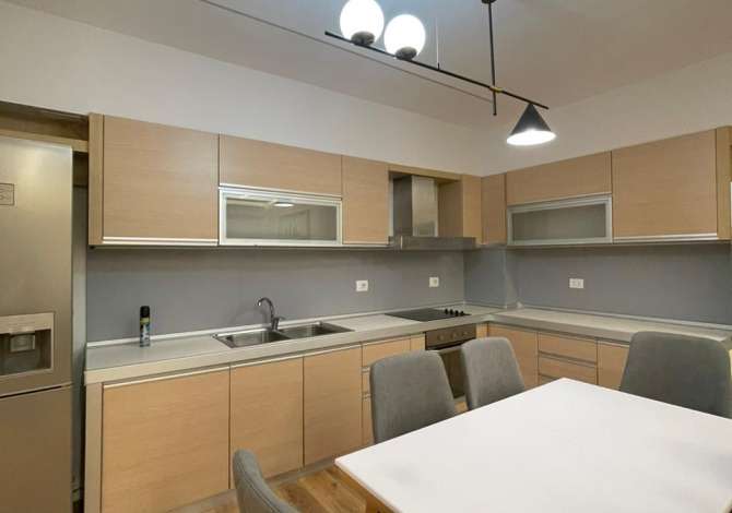Shtepi ne shitje 1+1 ne Tirane - 165,000 Euro
