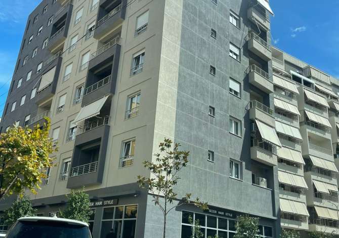 Ambient biznesi me qera 3+1 ne Tirane - 700 Euro