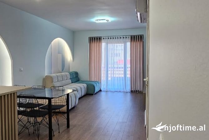 Shtepi ne shitje 2+1 ne Tirane - 270,000 Euro