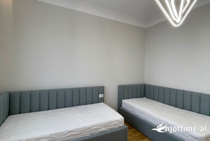 Shtepi me qera 2+1 ne Tirane - 1,500 Euro