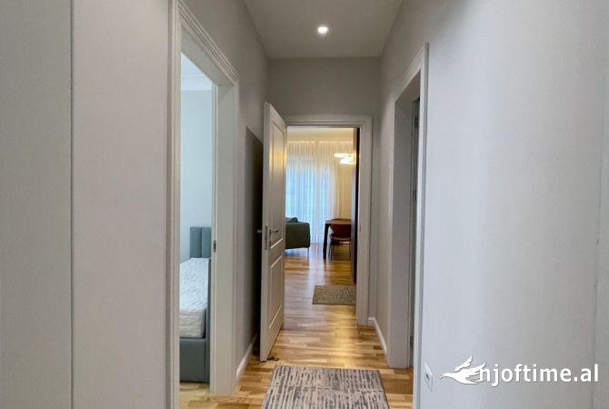 Shtepi me qera Apartament ne Tirane, 2+1, Mobilimi E mobiluar, Pagesa 1,500  Euro.