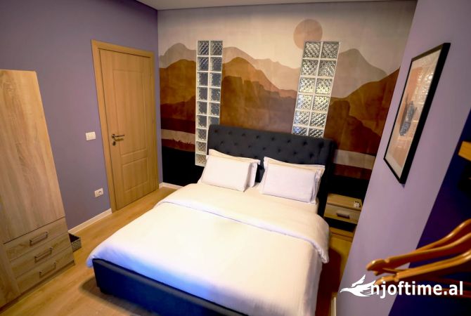 Shtepi me qera Apartament ne Tirane, 2+1, Mobilimi E mobiluar, Pagesa 1,200  Euro.