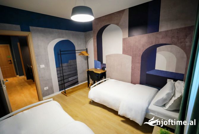 Shtepi me qera Apartament ne Tirane, 2+1, Mobilimi E mobiluar, Pagesa 1,200  Euro.