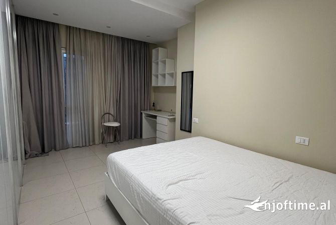 Shtepi me qera Apartament ne Tirane, 1+1, Mobilimi E mobiluar, Pagesa 850  Dollar.