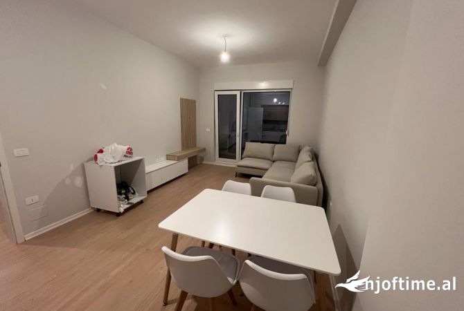 Shtepi ne shitje 2+1 ne Tirane - 235,000 Euro