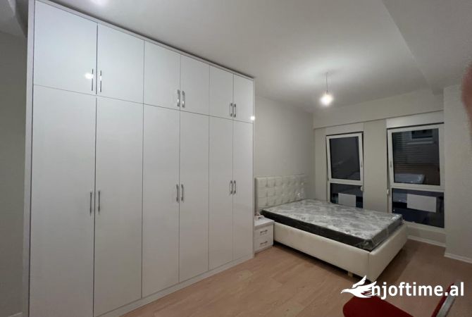 Shtepi ne shitje Apartament ne Tirane, 2+1, Mobilimi E mobiluar, Pagesa 235,000  Euro.