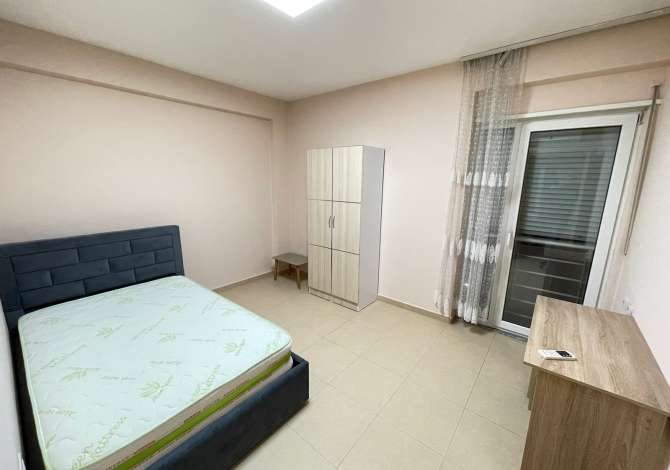Shtepi me qera Apartament ne Tirane, 2+1, Mobilimi E mobiluar, Pagesa 600  Euro.