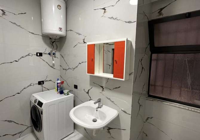 Shtepi me qera Apartament ne Tirane, 2+1, Mobilimi E mobiluar, Pagesa 350  Euro.