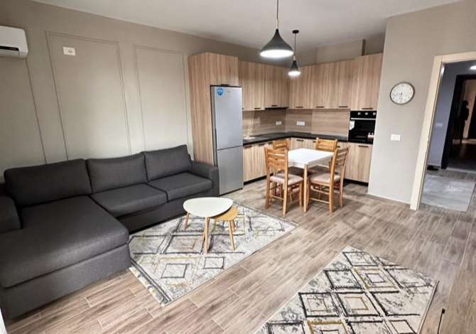 Shtepi me qera 1+1 ne Tirane - 350 Euro