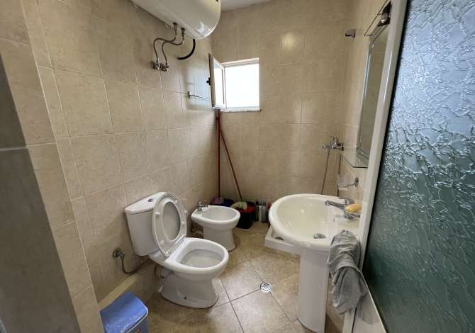 Shtepi me qera Apartament ne Tirane, 2+1, Mobilimi E mobiluar, Pagesa 600  Euro.