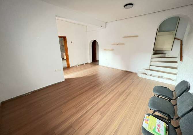 📣 QERA VILE 2-Kateshe 📍 Prane 21 Dhjetorit , Tek Hotel Mondiali ✨    👍  1000 euro