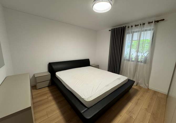 Shtepi me qera Apartament ne Tirane, 1+1, Mobilimi E mobiluar, Pagesa 40,000  Leke.