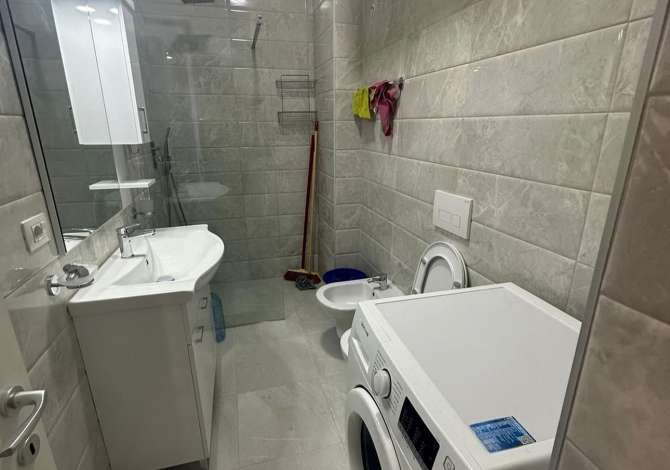 Shtepi me qera Apartament ne Tirane, 1+1, Mobilimi E mobiluar, Pagesa 550  Euro.