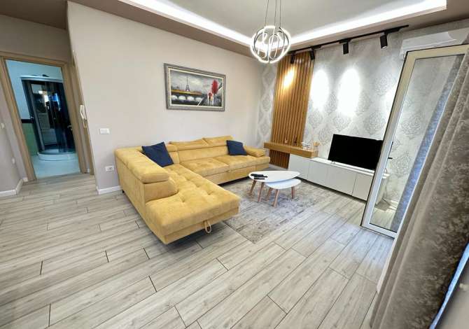 Shtepi me qera Apartament ne Tirane, 1+1, Mobilimi E mobiluar, Pagesa 500  Euro.