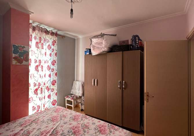 Shtepi ne shitje Apartament ne Tirane, 2+1, Mobilimi E mobiluar, Pagesa 115,000  Euro.