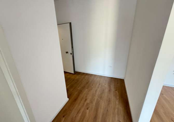 Shtepi ne shitje Apartament ne Tirane, 1+1, Mobilimi Bosh, pa mobiluar, Pagesa 85,000  Euro.