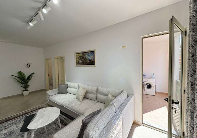 Shtepi me qera 2+1 ne Tirane - 450 Euro