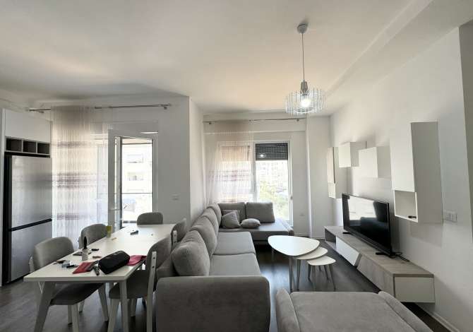 Shtepi me qera 2+1 ne Tirane - 700 Euro