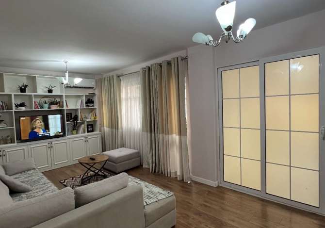Shtepi me qera 2+1 ne Tirane - 500 Euro