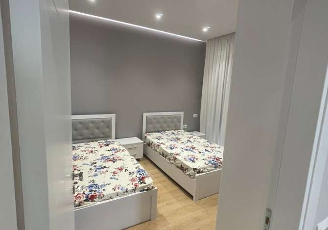 Shtepi me qera 2+1 ne Tirane - 900 Euro