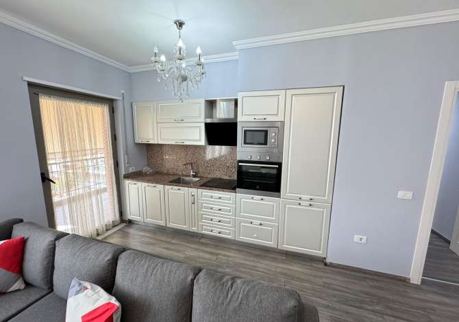 Casa in affitto 3+1 a Tirana - 1,000 Euro