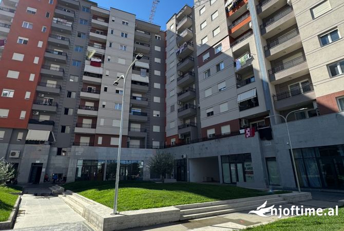 Ambient biznesi ne shitje 4+1 ne Tirane - 16,000 Euro