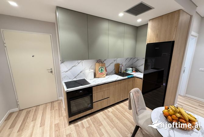 Shtepi ne shitje Apartament ne Tirane, 1+1, Mobilimi E mobiluar, Pagesa 105,000  Euro.