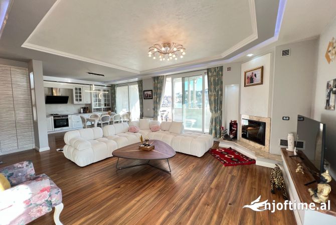 Shtepi ne shitje Apartament ne Tirane, 2+1, Mobilimi E mobiluar, Pagesa 310,000  Euro.