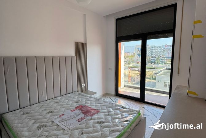 Shtepi me qera Apartament ne Tirane, 2+1, Mobilimi E mobiluar, Pagesa 550  Euro.