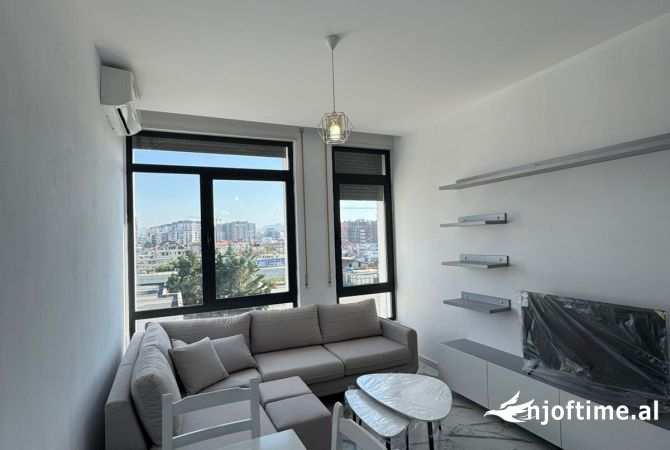 Shtepi me qera Apartament ne Tirane, 2+1, Mobilimi E mobiluar, Pagesa 550  Euro.