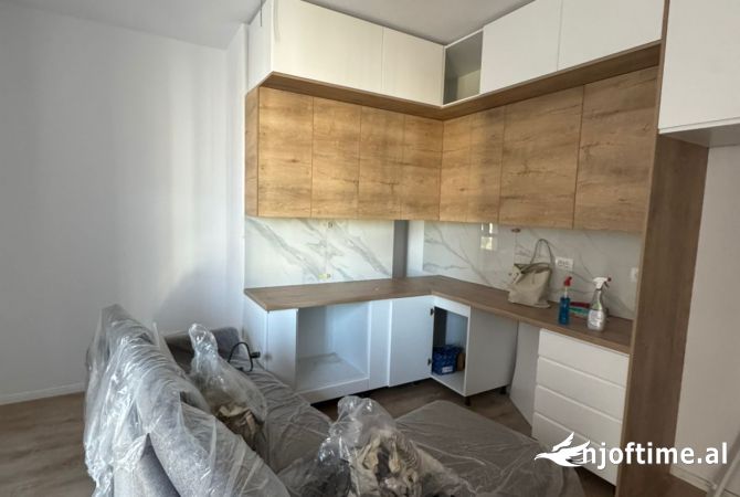 Shtepi me qera Apartament ne Tirane, 1+1, Mobilimi E mobiluar, Pagesa 50,000  Leke.