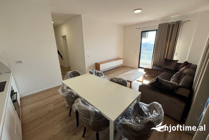 Shtepi me qera 2+1 ne Tirane - 900 Euro