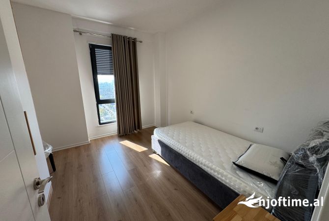 Shtepi me qera 3+1 ne Tirane - 1,100 Euro
