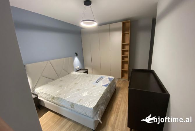 Shtepi me qera Apartament ne Tirane, 2+1, Mobilimi E mobiluar, Pagesa 700  Euro.