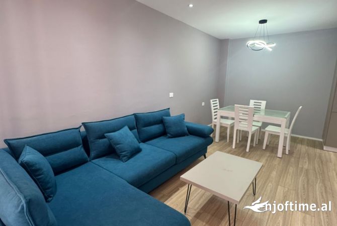 Shtepi me qera 2+1 ne Tirane - 600 Euro