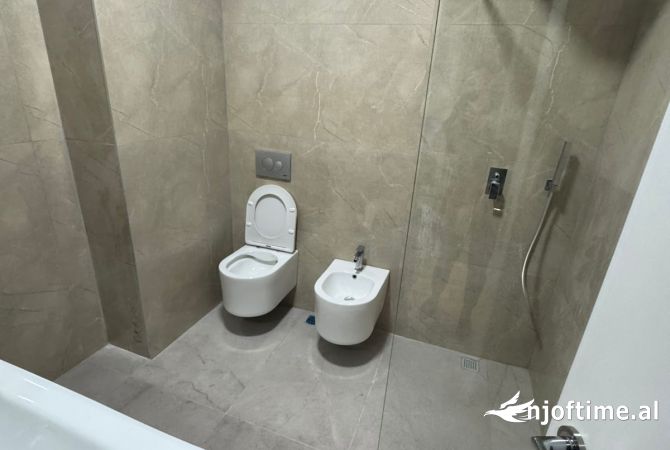 Shtepi me qera 2+1 ne Tirane - 600 Euro