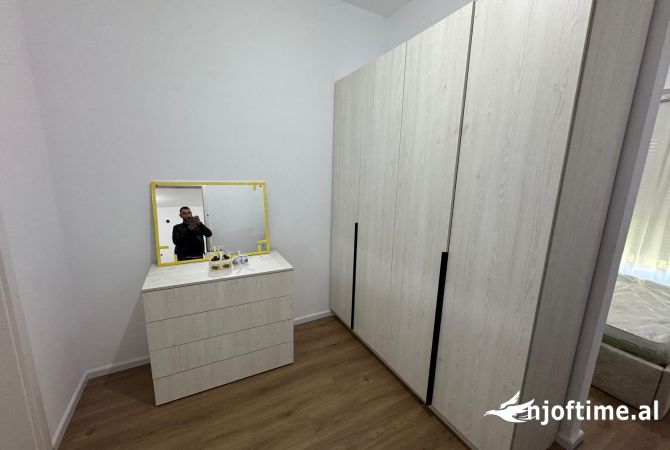 Shtepi me qera Apartament ne Tirane, 2+1, Mobilimi E mobiluar, Pagesa 450  Euro.