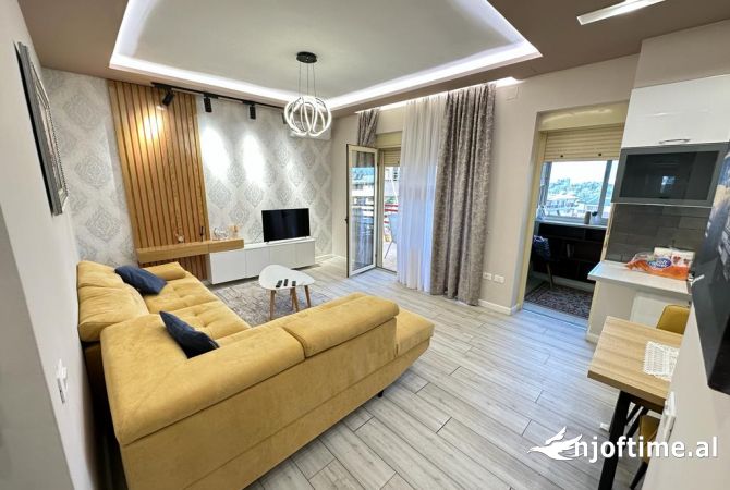Shtepi me qera Apartament ne Tirane, 1+1, Mobilimi E mobiluar, Pagesa 500  Euro.