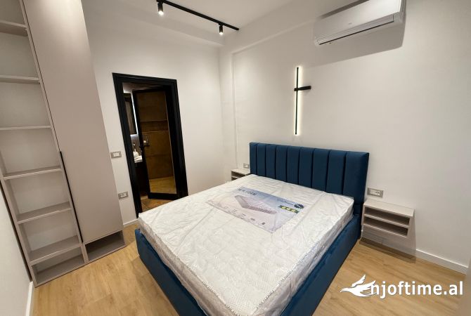 Shtepi ne shitje Apartament ne Tirane, 1+1, Mobilimi E mobiluar, Pagesa 198,000  Euro.
