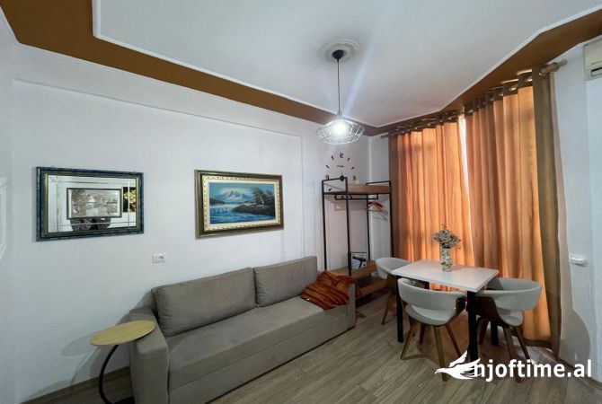 Shtepi me qera Garsoniere ne Tirane - 500 Euro