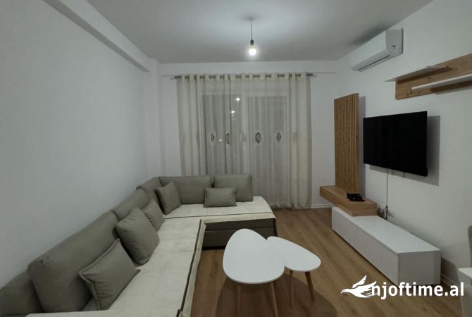 Shtepi me qera 1+1 ne Tirane - 550 Euro