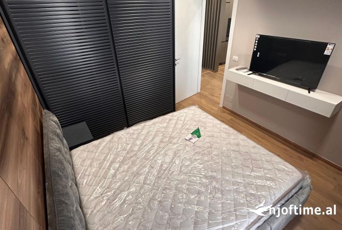 Shtepi me qera Apartament ne Tirane, 1+1, Mobilimi E mobiluar, Pagesa 500  Euro.