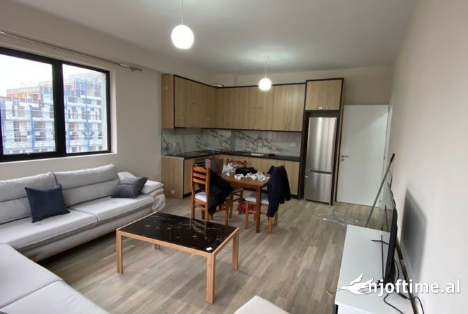 Shtepi me qera 2+1 ne Tirane - 50,000 Leke