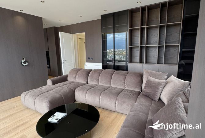Shtepi me qera 2+1 ne Tirane - 170,000 Leke