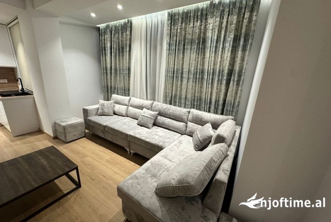 Shtepi me qera 1+1 ne Tirane - 65,000 Leke