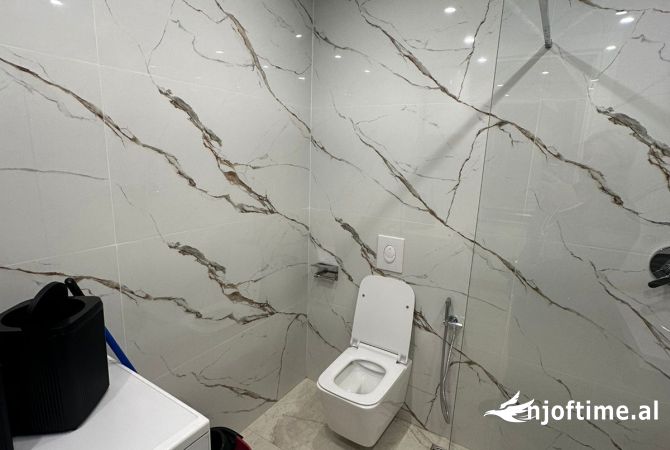 Shtepi me qera Apartament ne Tirane, 1+1, Mobilimi E mobiluar, Pagesa 65,000  Leke.